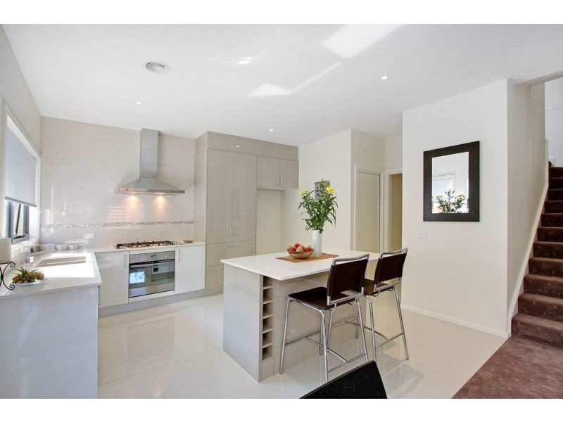 1/9 Macdonald Grove, Mornington VIC 3931