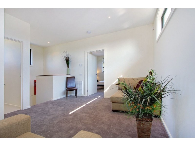 1/9 Macdonald Grove, Mornington VIC 3931