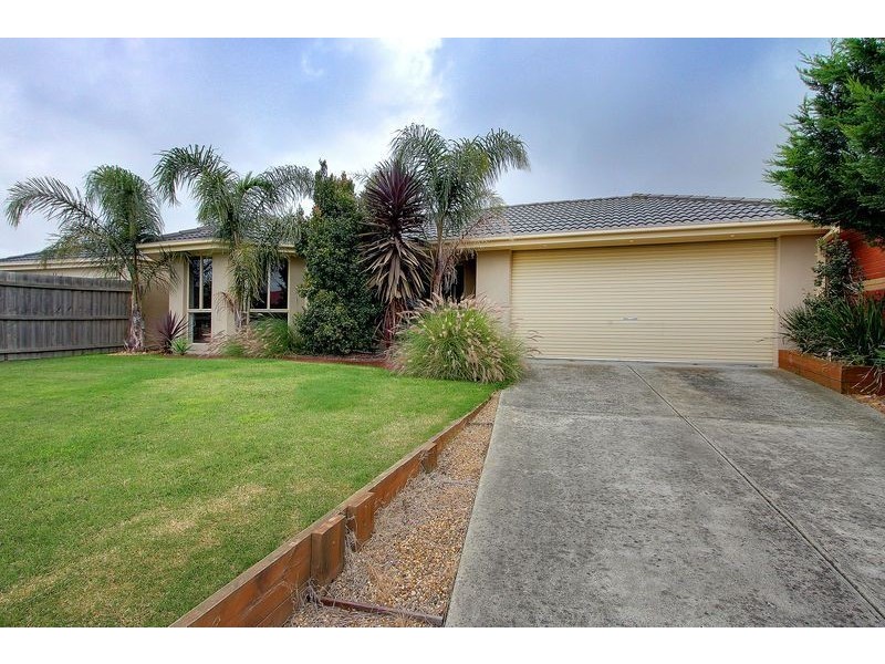 17 Wensleydale Drive, Mornington VIC 3931