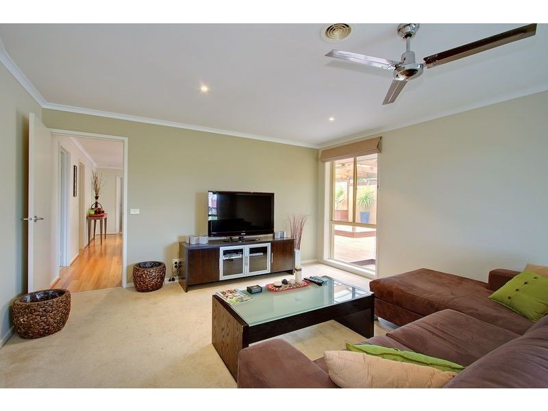 17 Wensleydale Drive, Mornington VIC 3931