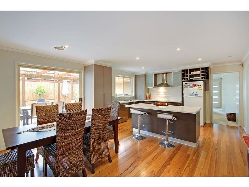 17 Wensleydale Drive, Mornington VIC 3931