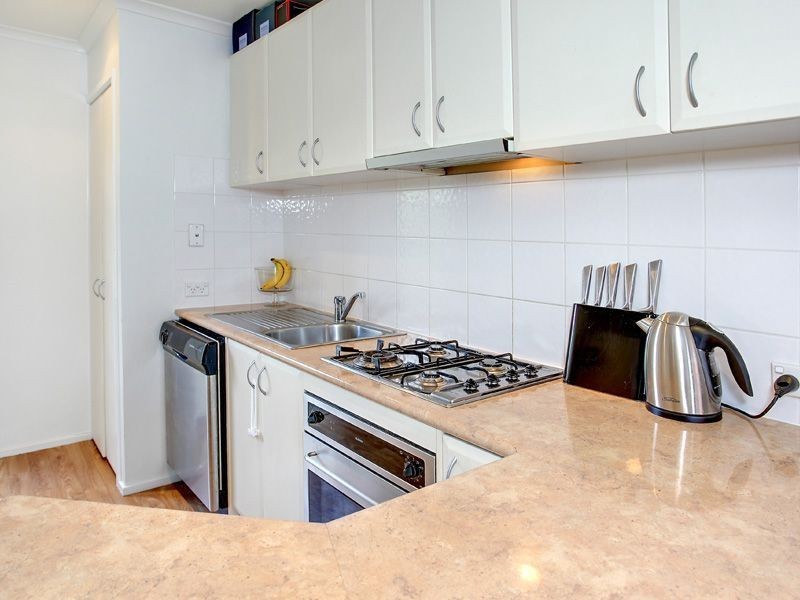 3/2 Radley Street, Mornington VIC 3931