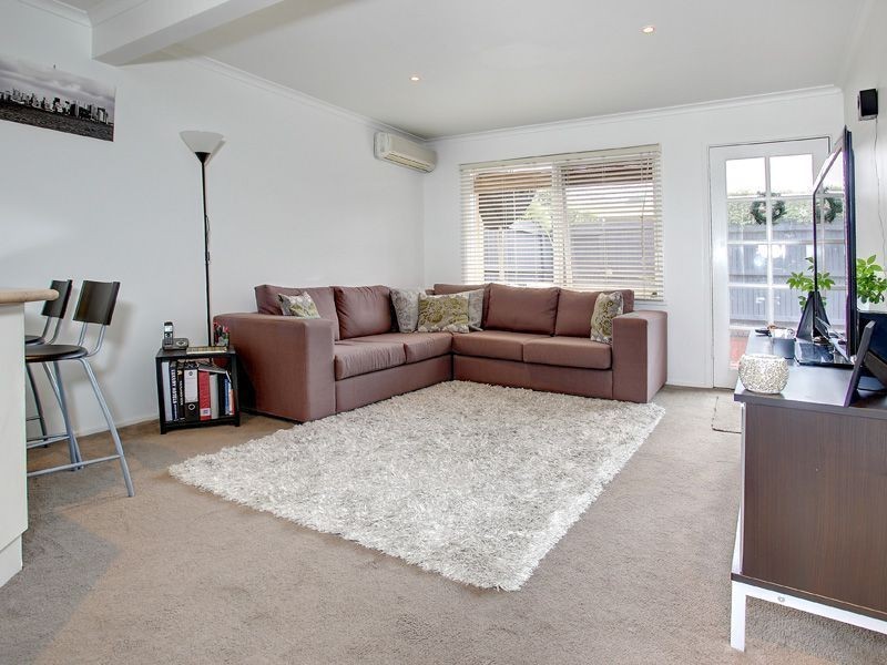 3/2 Radley Street, Mornington VIC 3931