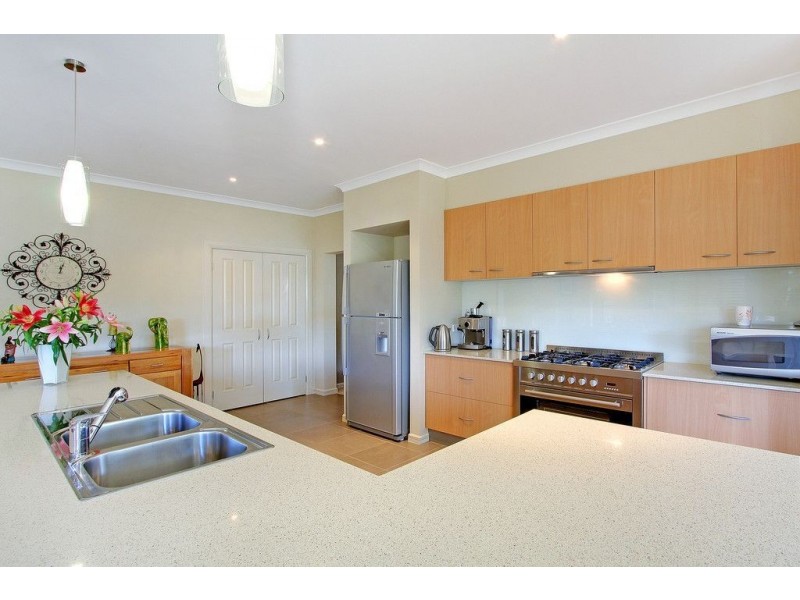 5 The Cove, Mornington VIC 3931
