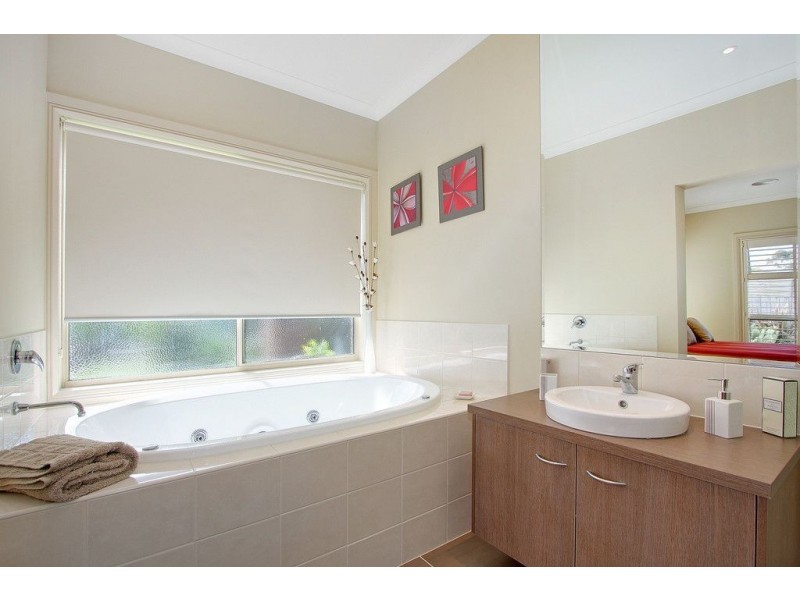 5 The Cove, Mornington VIC 3931