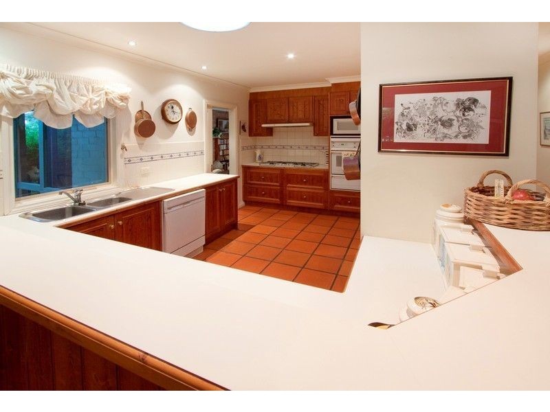 6 Robins Close, Mount Martha VIC 3934