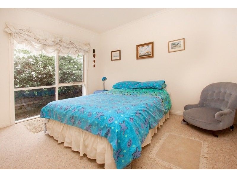 6 Robins Close, Mount Martha VIC 3934