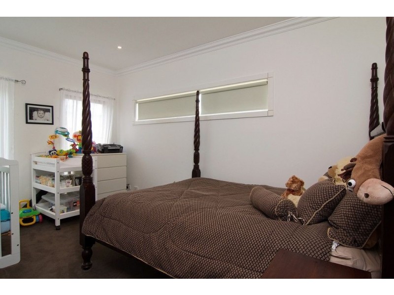 1/10 Kent Street, Mornington VIC 3931