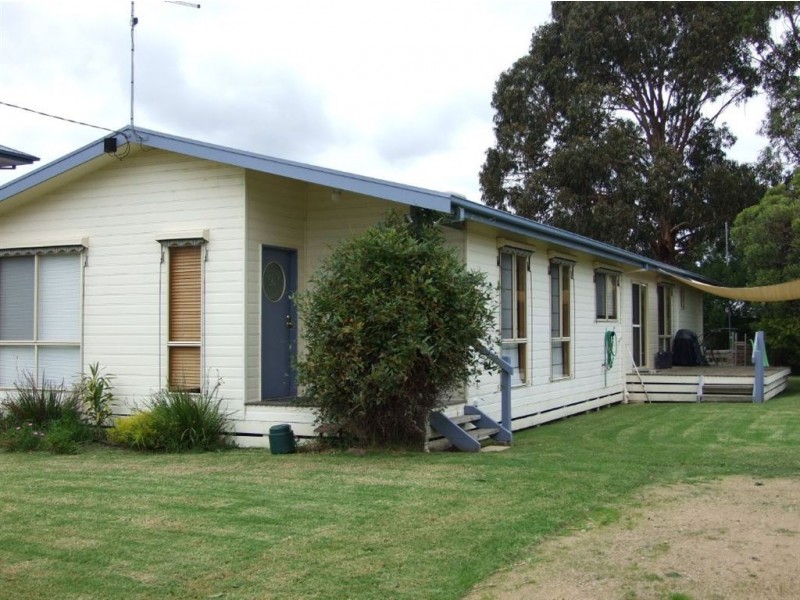 4 Buckley Street, Safety Beach VIC 3936