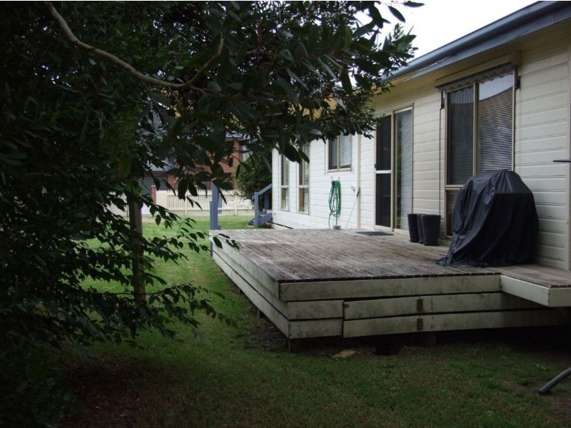 4 Buckley Street, Safety Beach VIC 3936