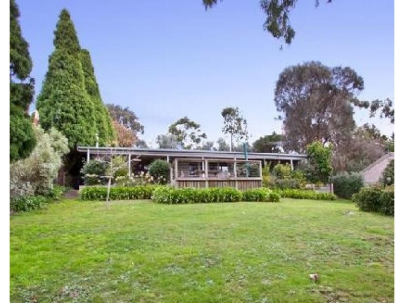 35 Somers Ave, Mount Martha VIC 3934