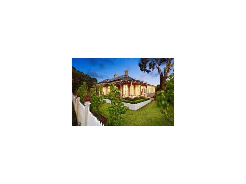 19 Albert Street, Mornington VIC 3931