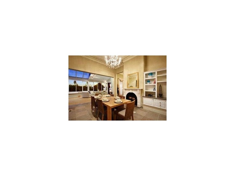 19 Albert Street, Mornington VIC 3931