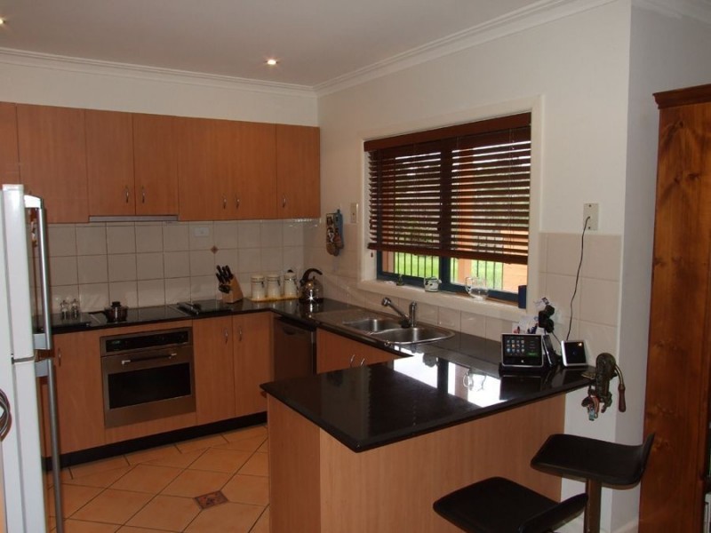 3/107 Tanti Ave, Mornington VIC 3931