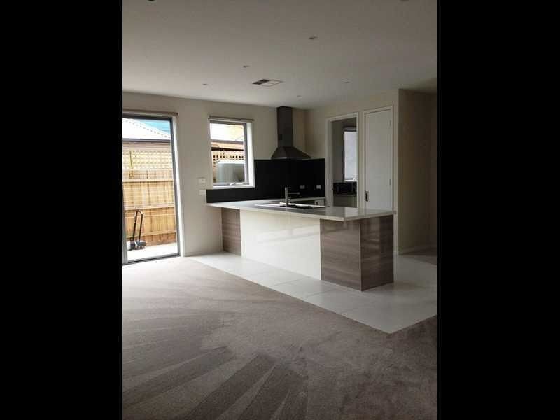 2/5  Kent Street, Mornington WA 6221