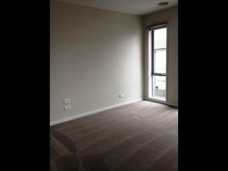 2/5  Kent Street, Mornington WA 6221