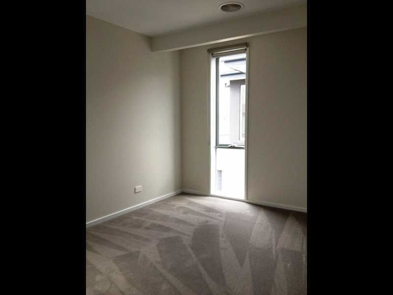 2/5  Kent Street, Mornington WA 6221