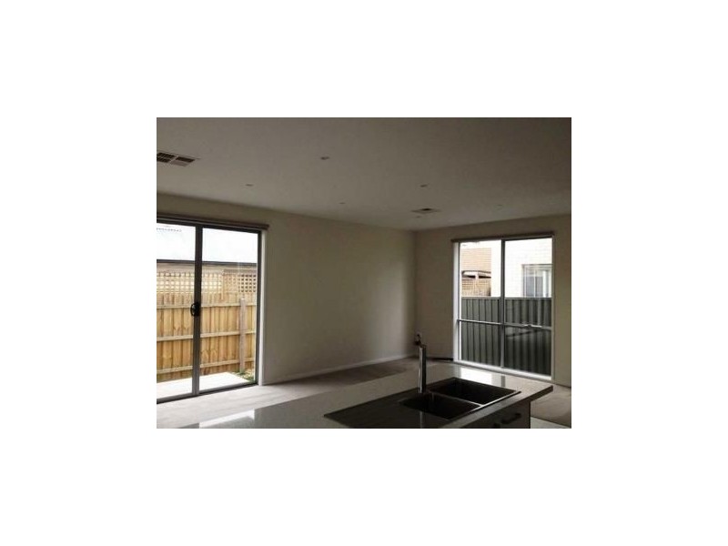 3/5  Kent Street, Mornington WA 6221