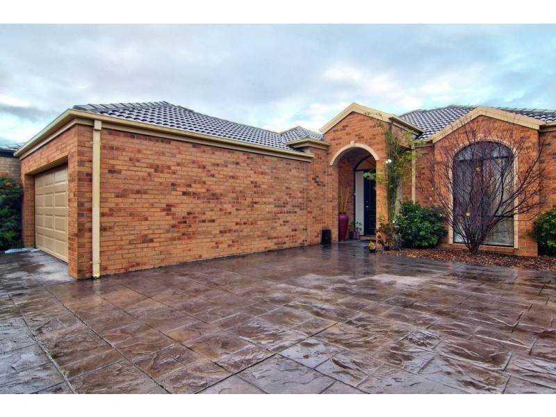 16 Tira Court, Mornington VIC 3931