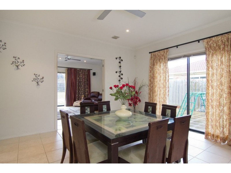 16 Tira Court, Mornington VIC 3931