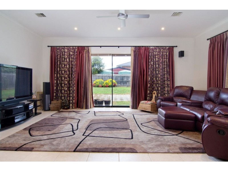 16 Tira Court, Mornington VIC 3931