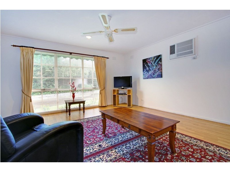 4/2b Marine Ave, Mornington VIC 3931