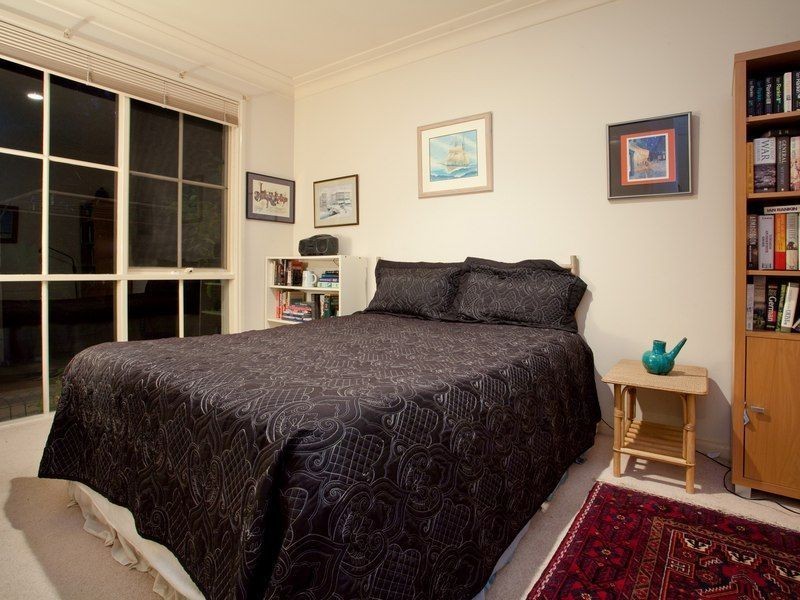 8b Grange Road, Mornington VIC 3931