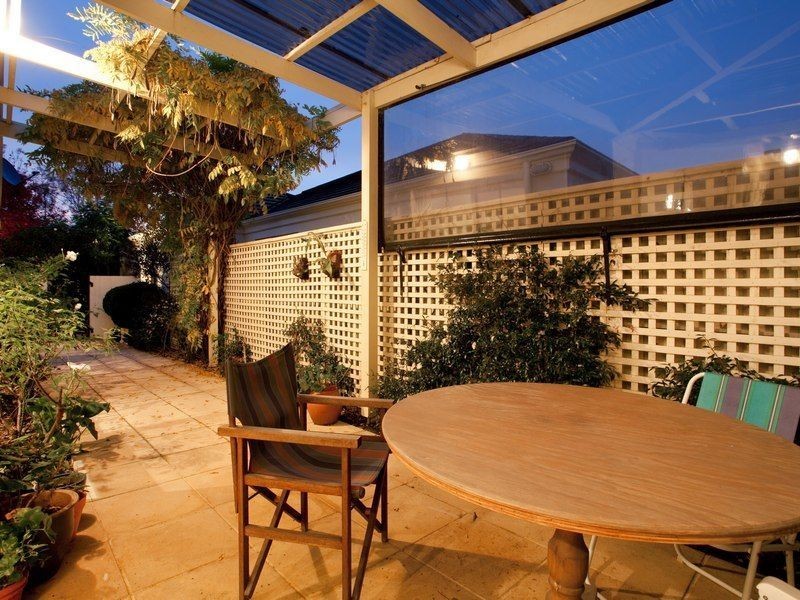 8b Grange Road, Mornington VIC 3931