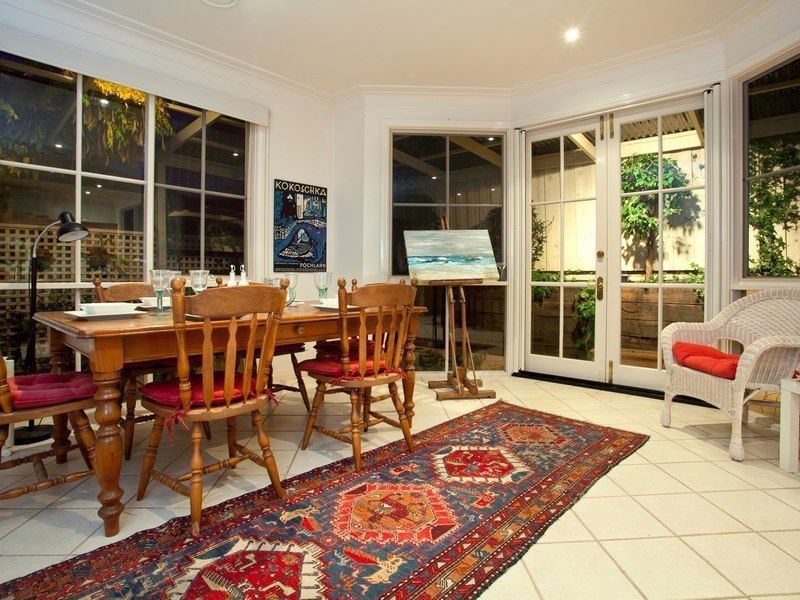 8b Grange Road, Mornington VIC 3931