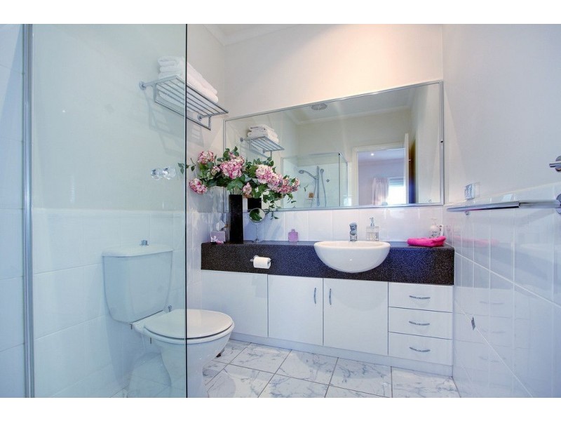 2 Port Phillip Drive, Mornington VIC 3931