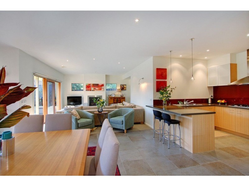 17 Alma Street, Mornington VIC 3931