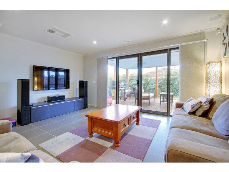 8 Hereford Court, Mount Martha VIC 3934