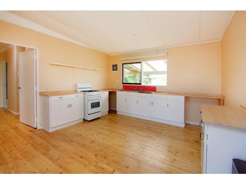 13B Alameda Avenue, Mornington VIC 3931