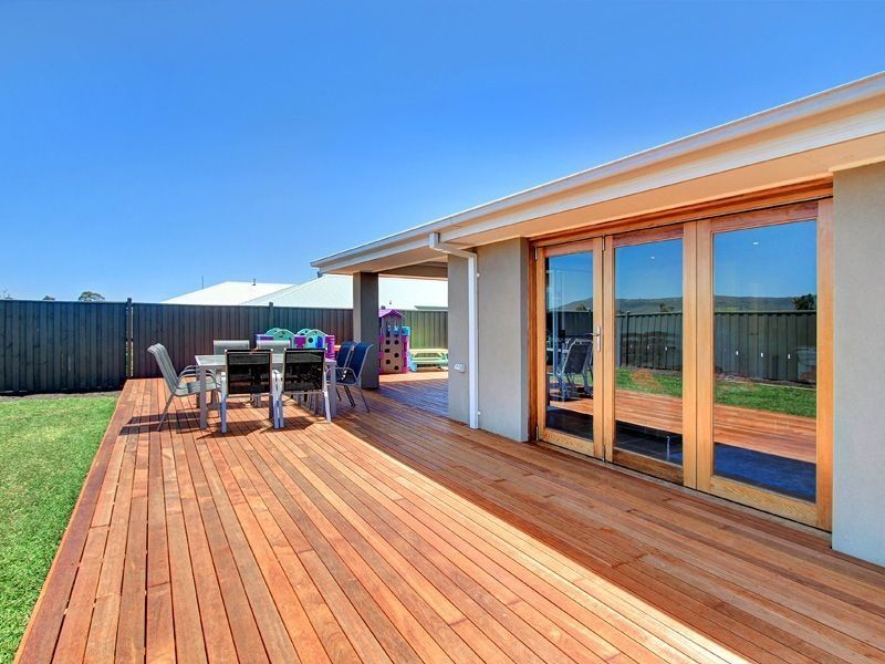 66 Oceanic Drive, Safety Beach VIC 3936