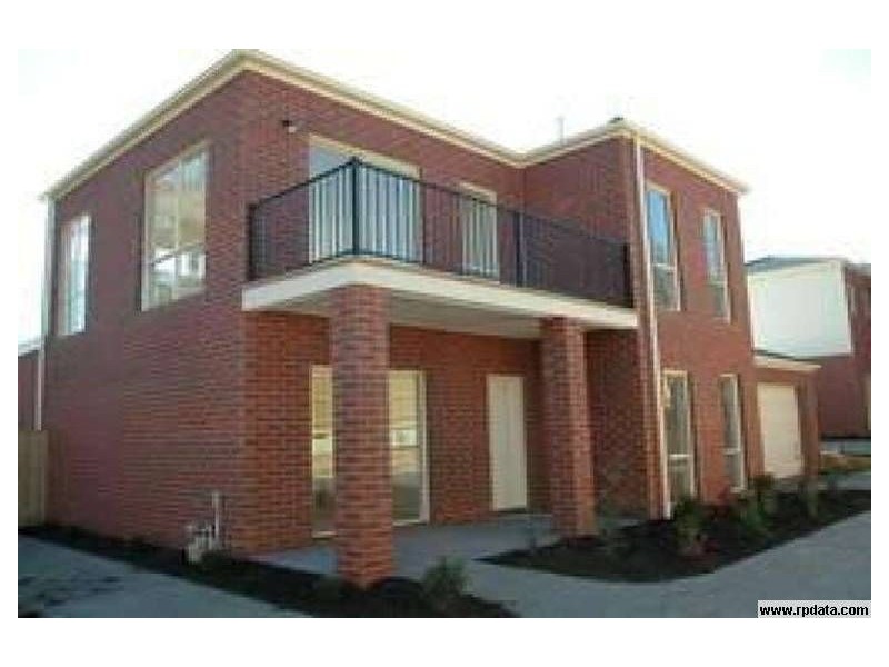 2/26 Lucerne Ave, Mornington VIC 3931