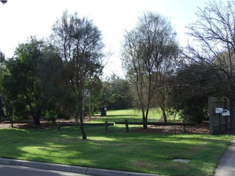 93 Herbert Street, Mornington VIC 3931