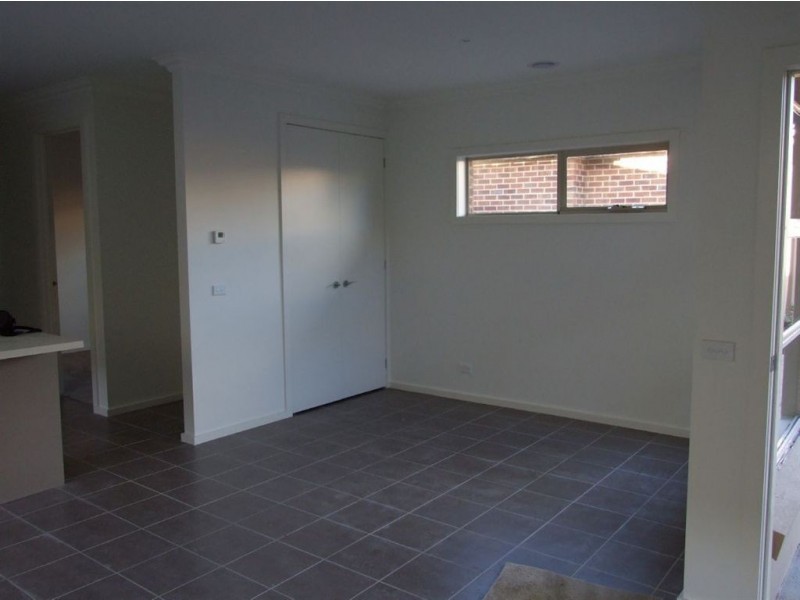 4/11 Wood St, Mornington VIC 3931