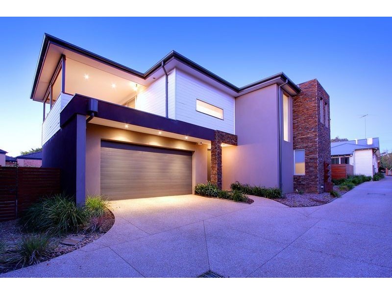 2/42 Queen Street, Mornington VIC 3931