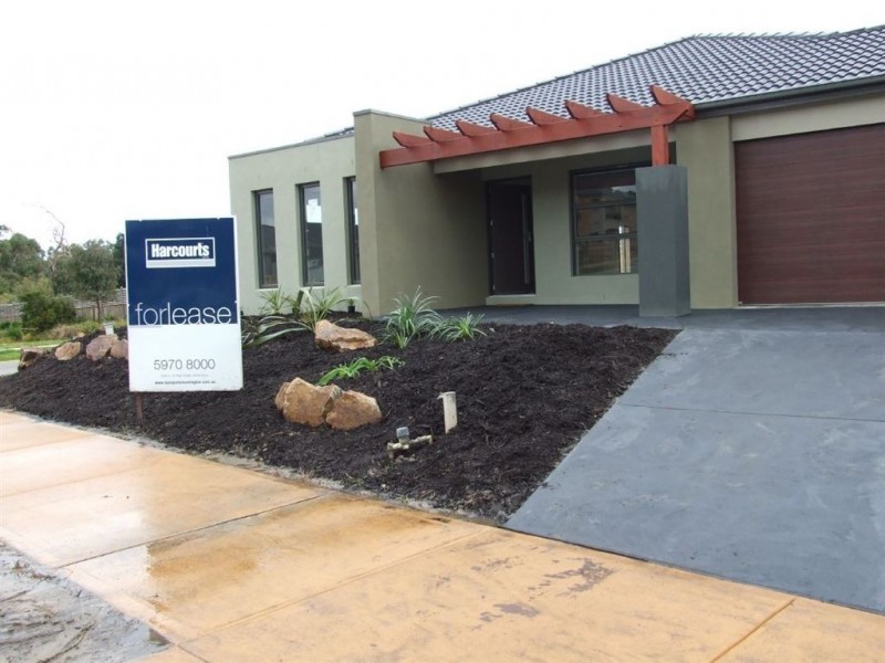 8 Sefton Grange, Mount Martha VIC 3934