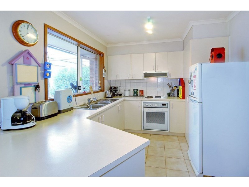72 Ellinbank Crescent, Mornington VIC 3931