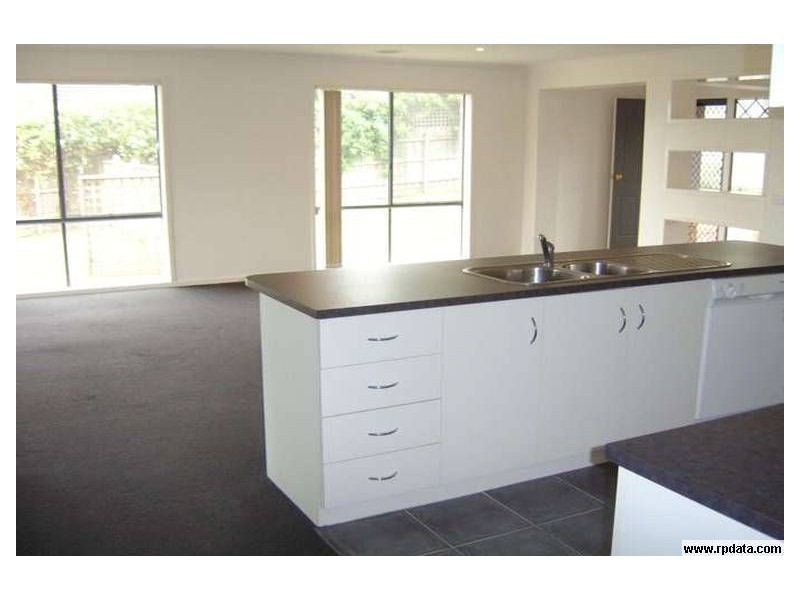 76a Volitans Ave, Mount Eliza VIC 3930