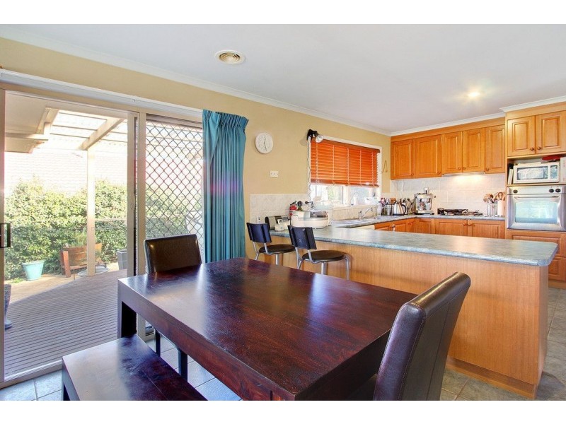 9 Bowman Drive, Mornington VIC 3931