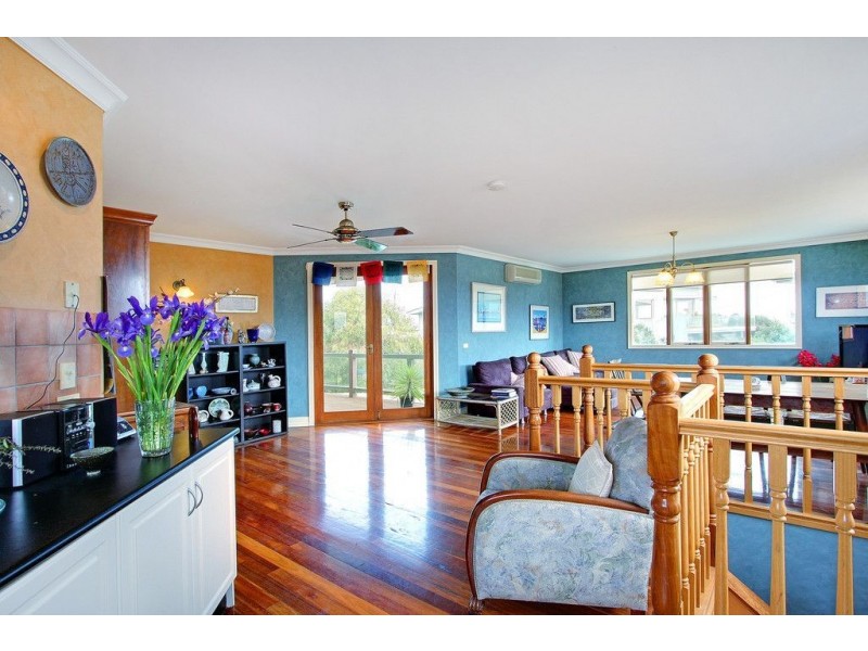 2/709a Esplanade, Mornington VIC 3931