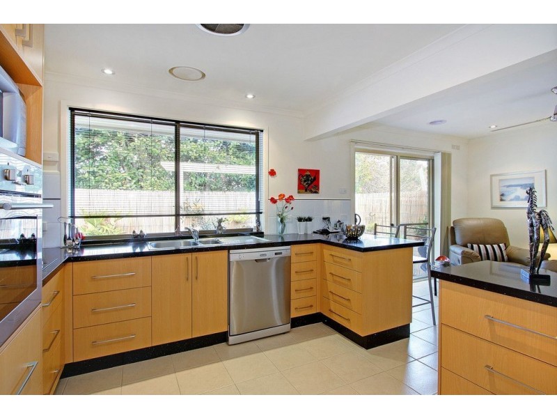 3/76 Herbert Street, Mornington VIC 3931