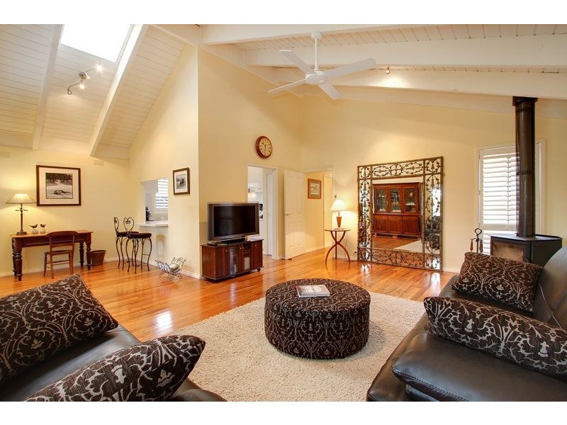 4/3 Marine Avenue, Mornington VIC 3931