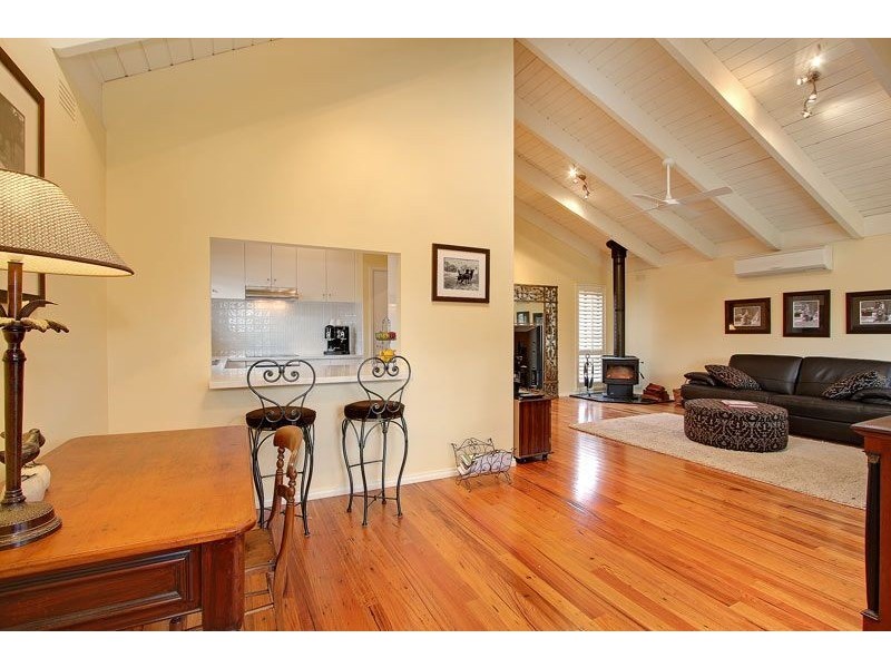 4/3 Marine Avenue, Mornington VIC 3931