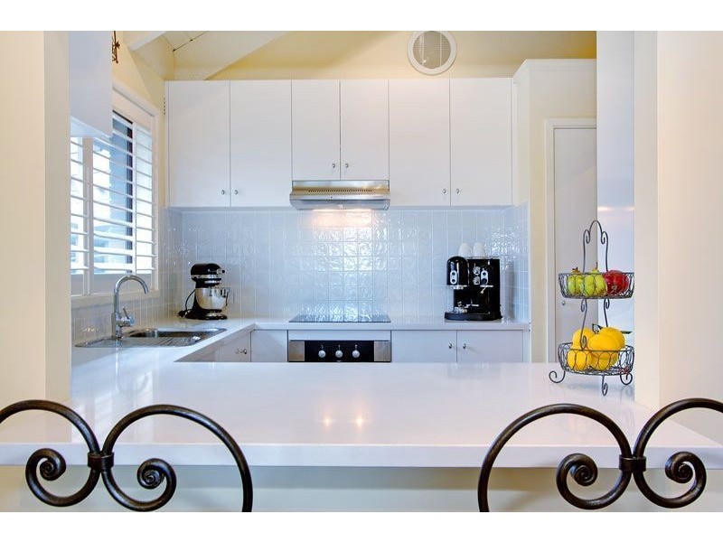 4/3 Marine Avenue, Mornington VIC 3931