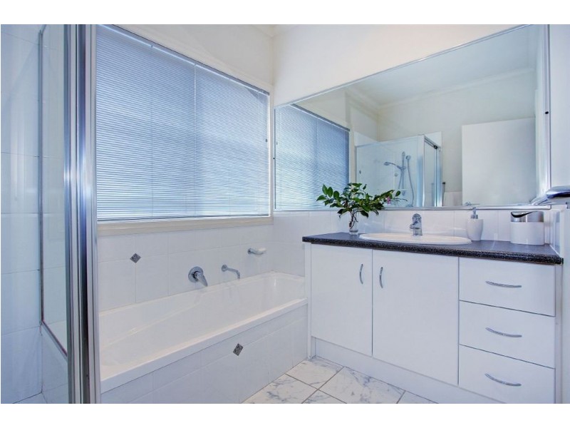 2 Port Phillip Drive, Mornington VIC 3931