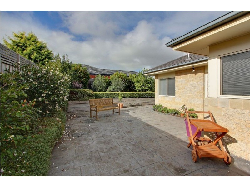 2 Port Phillip Drive, Mornington VIC 3931