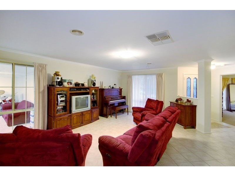 21 Wensleydale Drive, Mornington VIC 3931